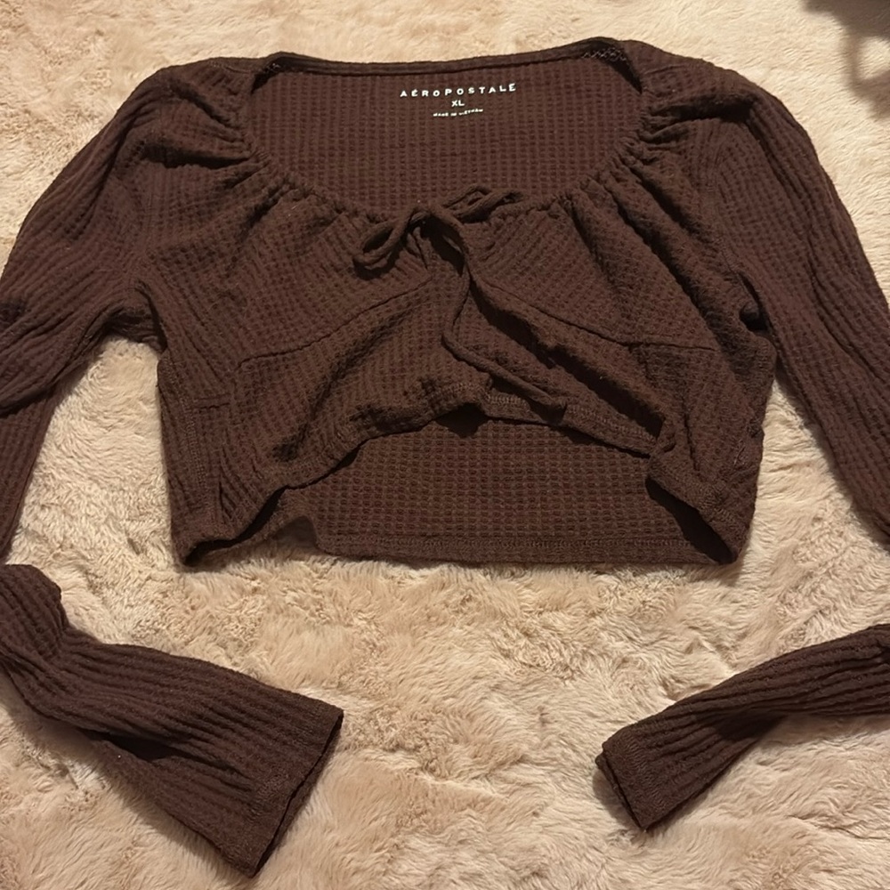 Brown Aeropostale long sleeved crop top